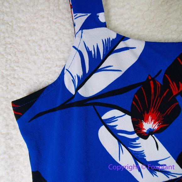 New! Express Blue Print tropical Jumpsuit, women's size L - Picture 5 of 12